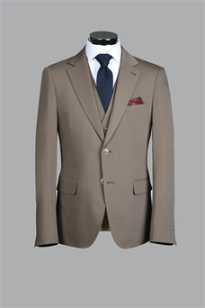 Alexander&Co Traje beis con chaleco para hombre