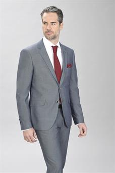 Traje en color gris claro para hombre