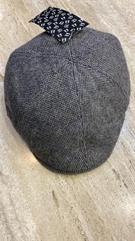 Gorra estilo pico pato