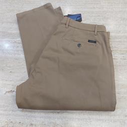 Pertegaz pantalón de lonesta beis para hombre